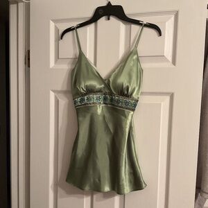 3Di silky embellished tank top size 6 is flawed see pic